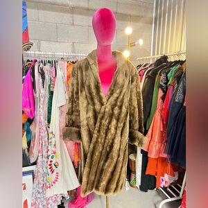 Faux fur coat vintage holtrenfrew